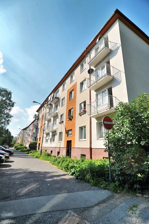 Avax Apartment Либерец Екстериор снимка