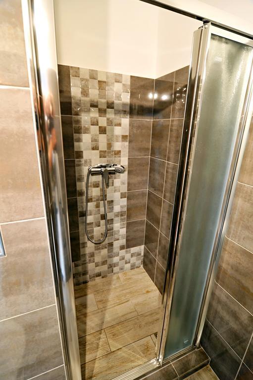 Avax Apartment Либерец Екстериор снимка